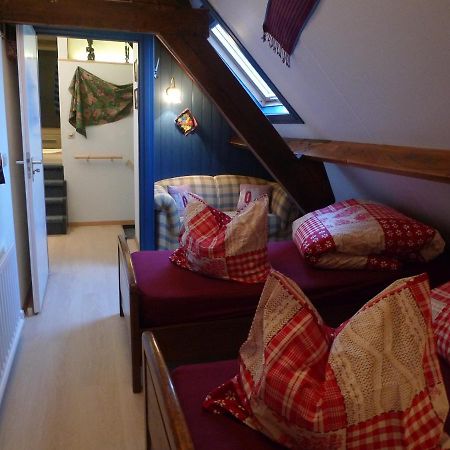 B & B & B De Smisse IJzendijke Esterno foto